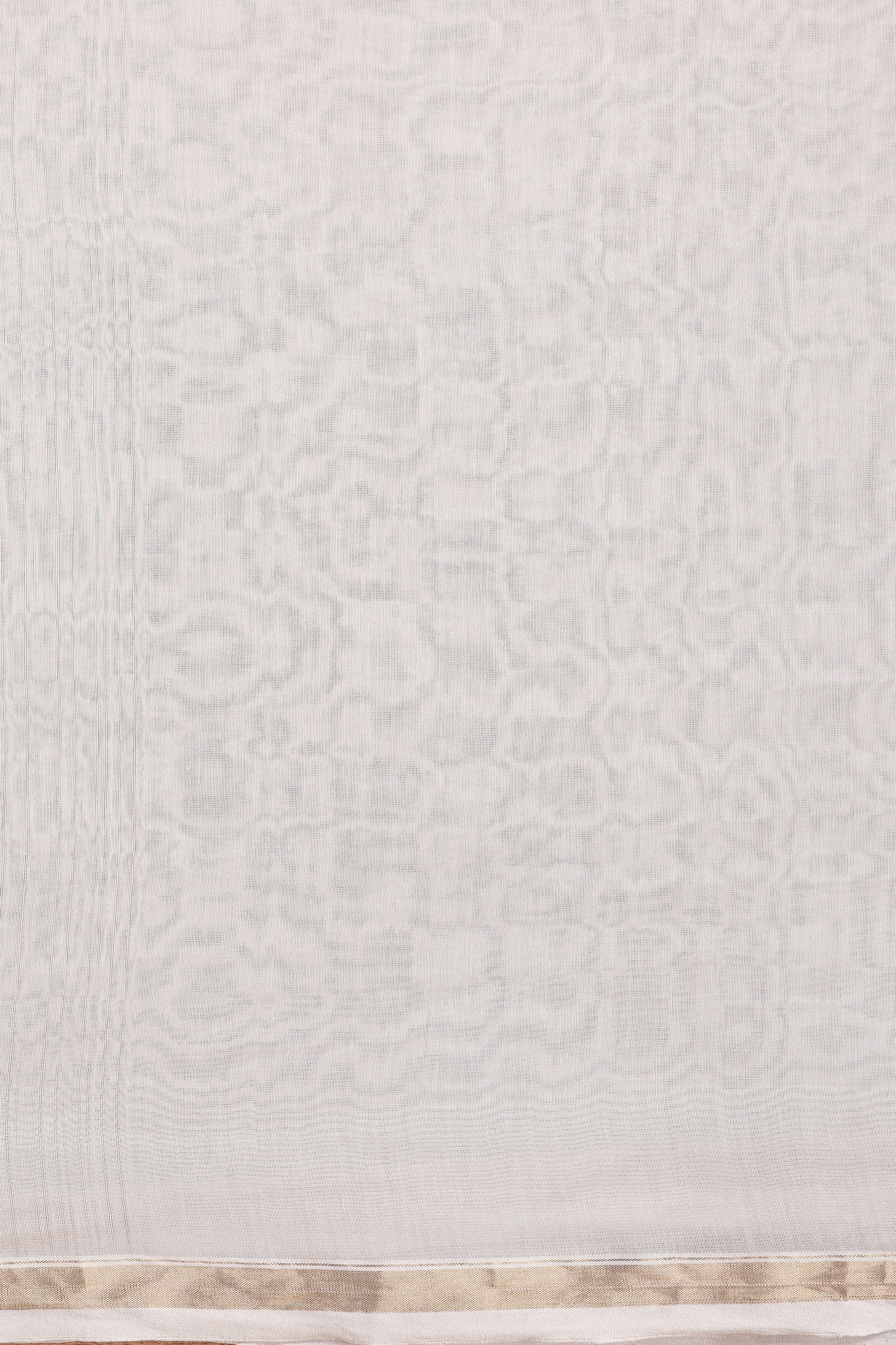 “Aanvi” (आन्वी) – meaning kind, nurturing