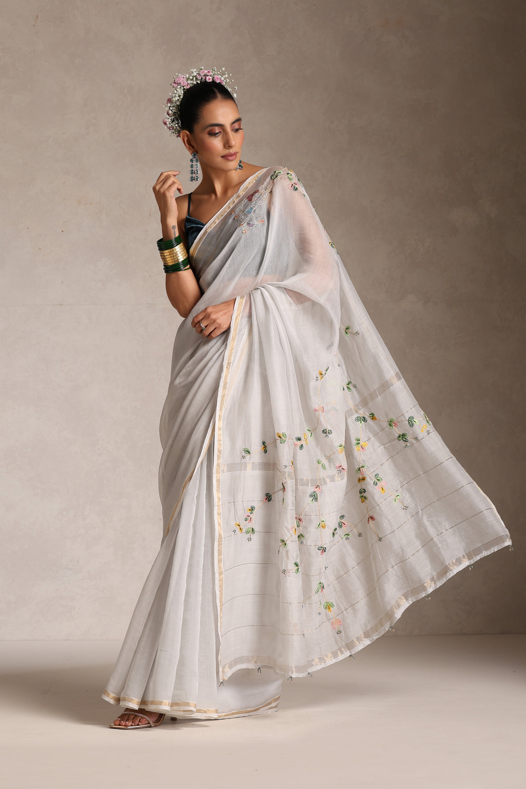 “Aanvi” (आन्वी) – meaning kind, nurturing