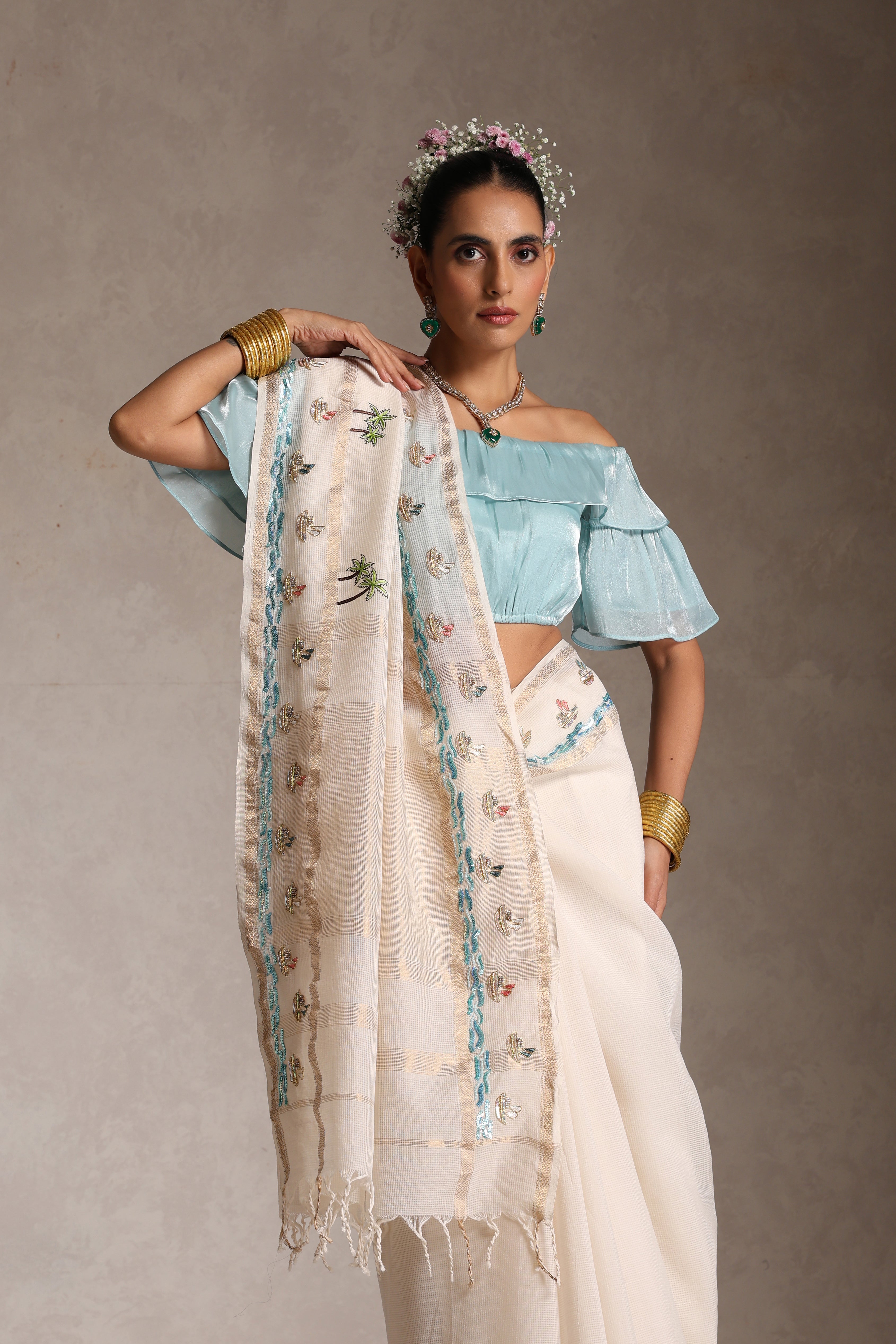 Taraangini” (तरंगिनी) – Meaning: “She who flows in waves.”