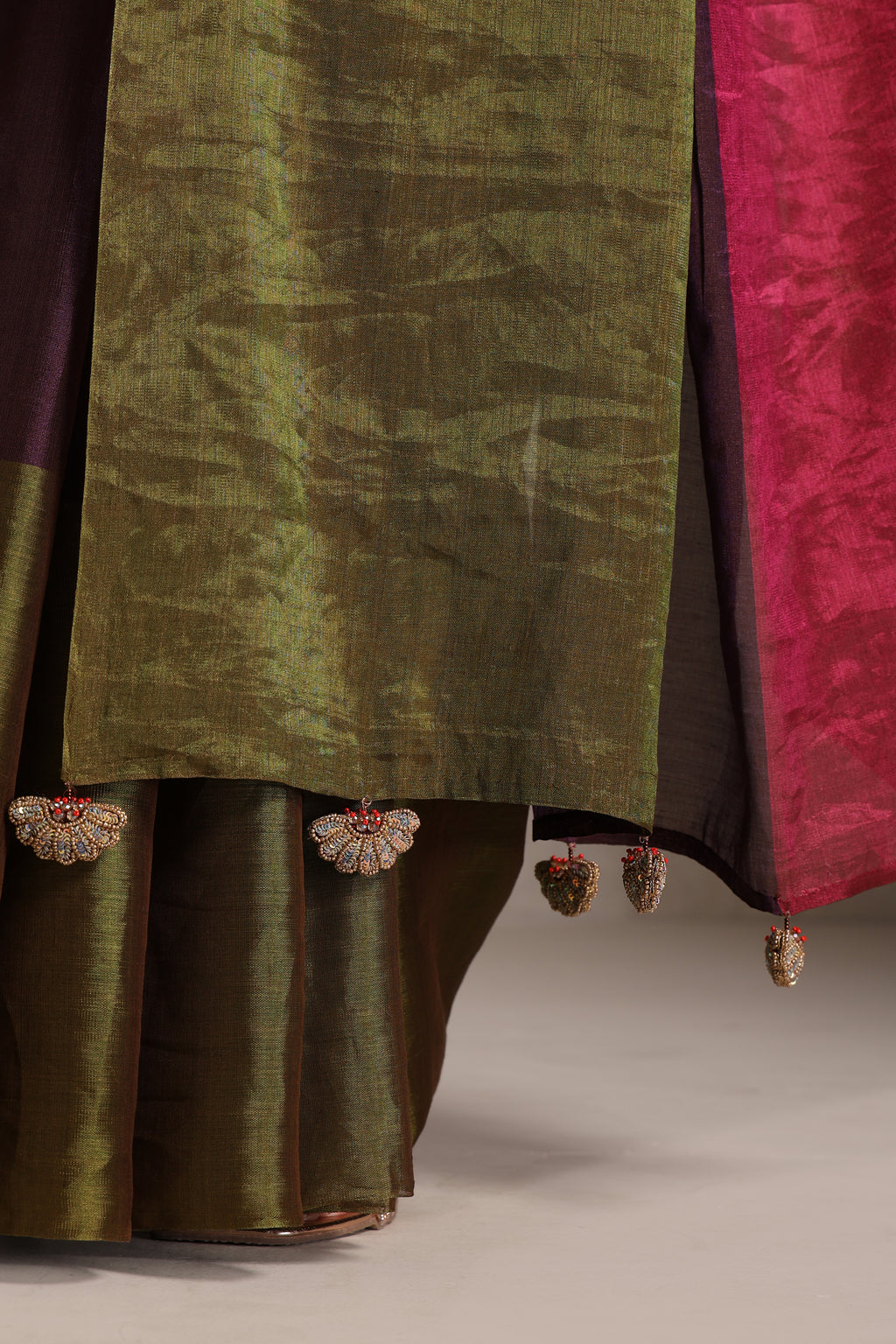 Mṛttikā (मृत्तिका) –“Of the earth”- Celebrating earthy artistry and craftsmanship.