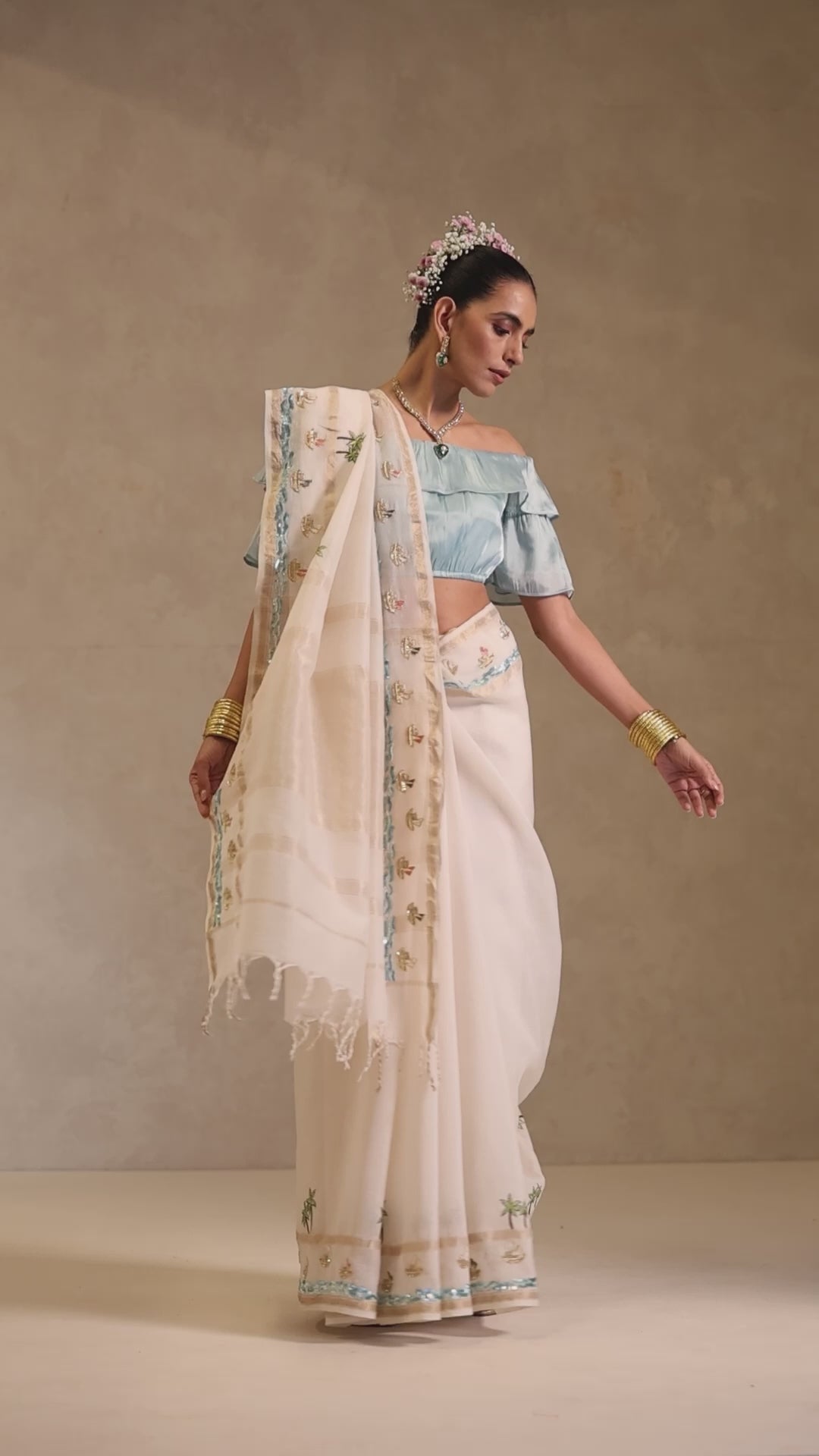 Taraangini” (तरंगिनी) – Meaning: “She who flows in waves.”